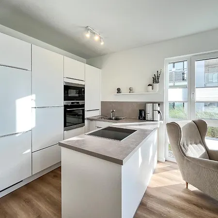 Apartment Weisse 12 *